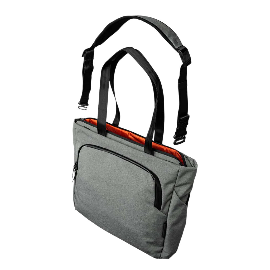 Bravo Tote Alpaka AA010370217 Tote Bags 14L / Sage Grey | Axoflux 600D