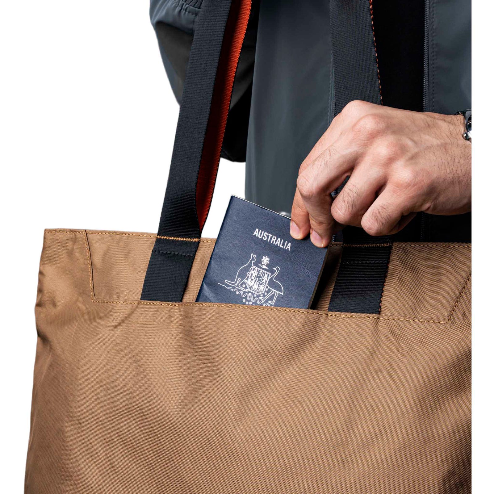 Elements Tote (M) Alpaka Tote Bags 14.5L / Coyote Brown/Orange | EPX400