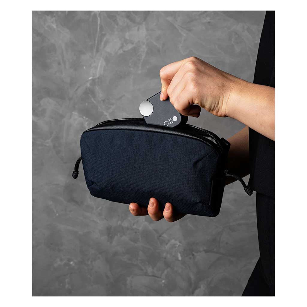 Flight Pouch Pro Alpaka AA010810624 Pouches 0.7L / Moonlight Blue | Axoflux 400D