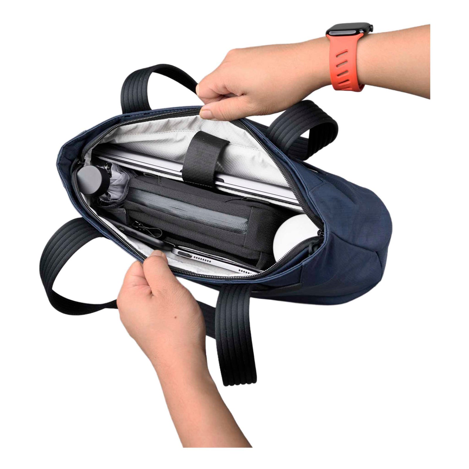 Flight Tote (S) Alpaka AD011010624 Tote Bags One Size / Moonlight Blue Axoflux 400D Ripstop Nylon