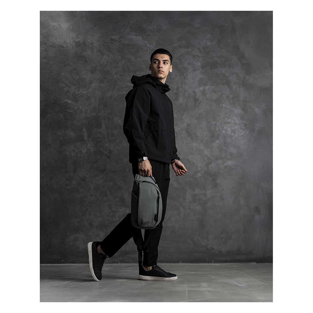 Metro Crossbody | Left Shoulder Alpaka AA010550218 Sling Bags One Size / Grey | Axoflux 210D