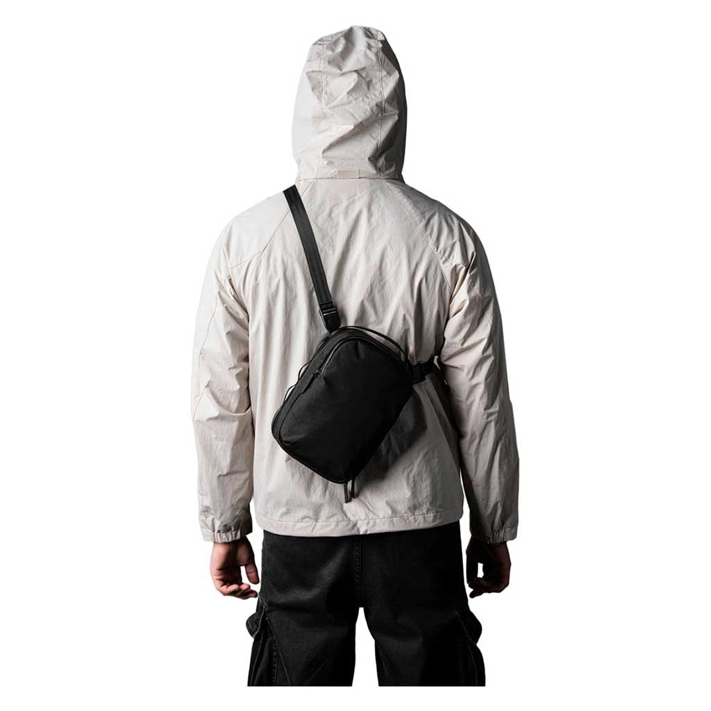 Metro Sling Max Alpaka AD010670106 Sling Bags 3L / Black | X-Pac VX42