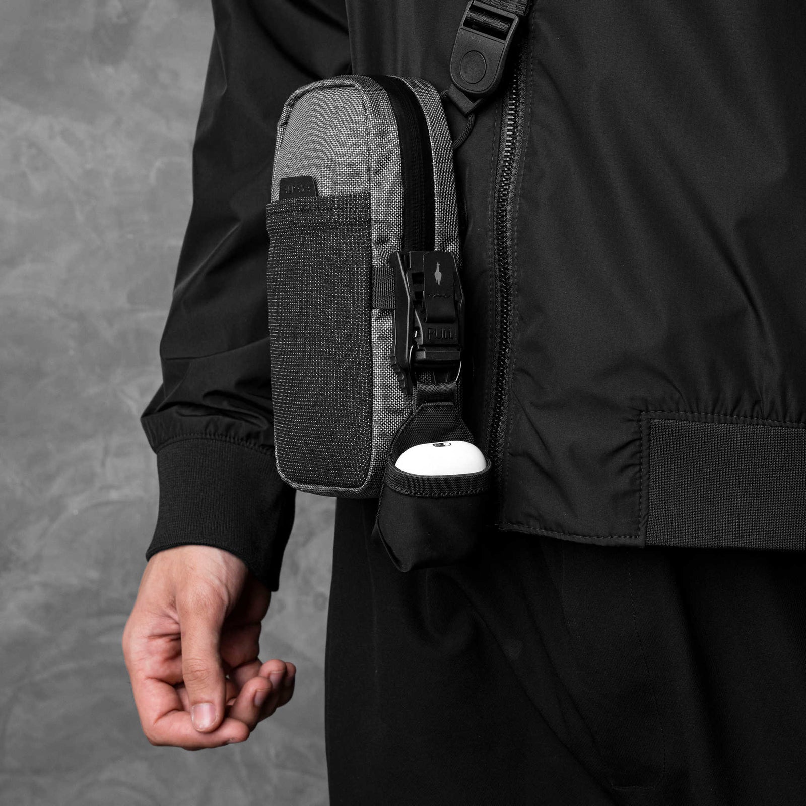 Modular Shoulder Pocket Max Alpaka AD010930230 Phone Pockets Max / Grey Ultradyne 100D