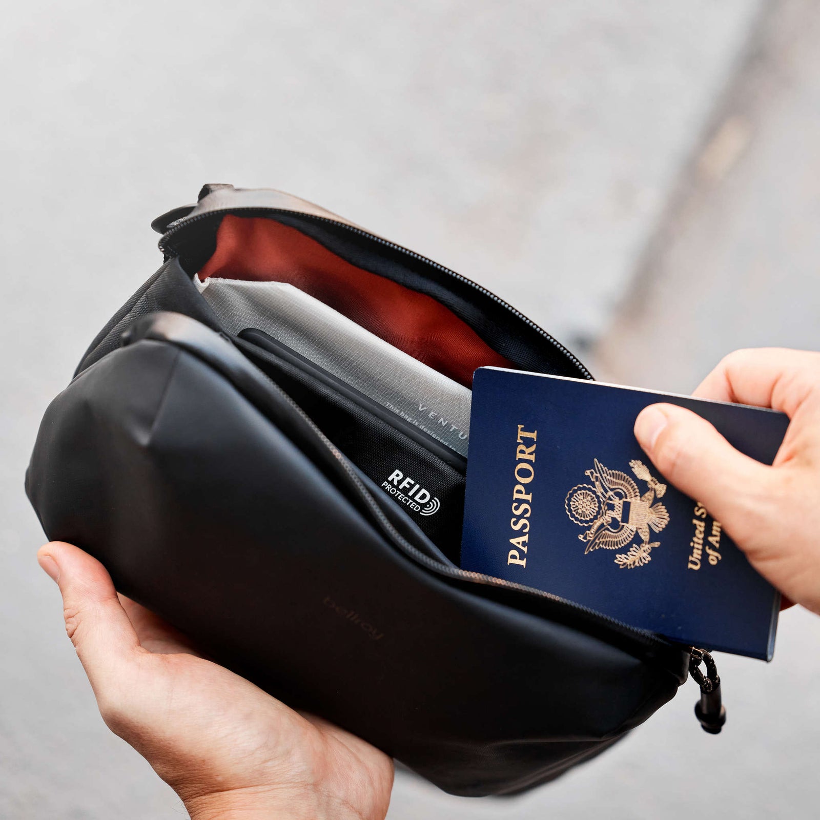Venture Travel Crossbody Bellroy BVSA-JBK-235 Crossbody Bags 3L / JetBlack
