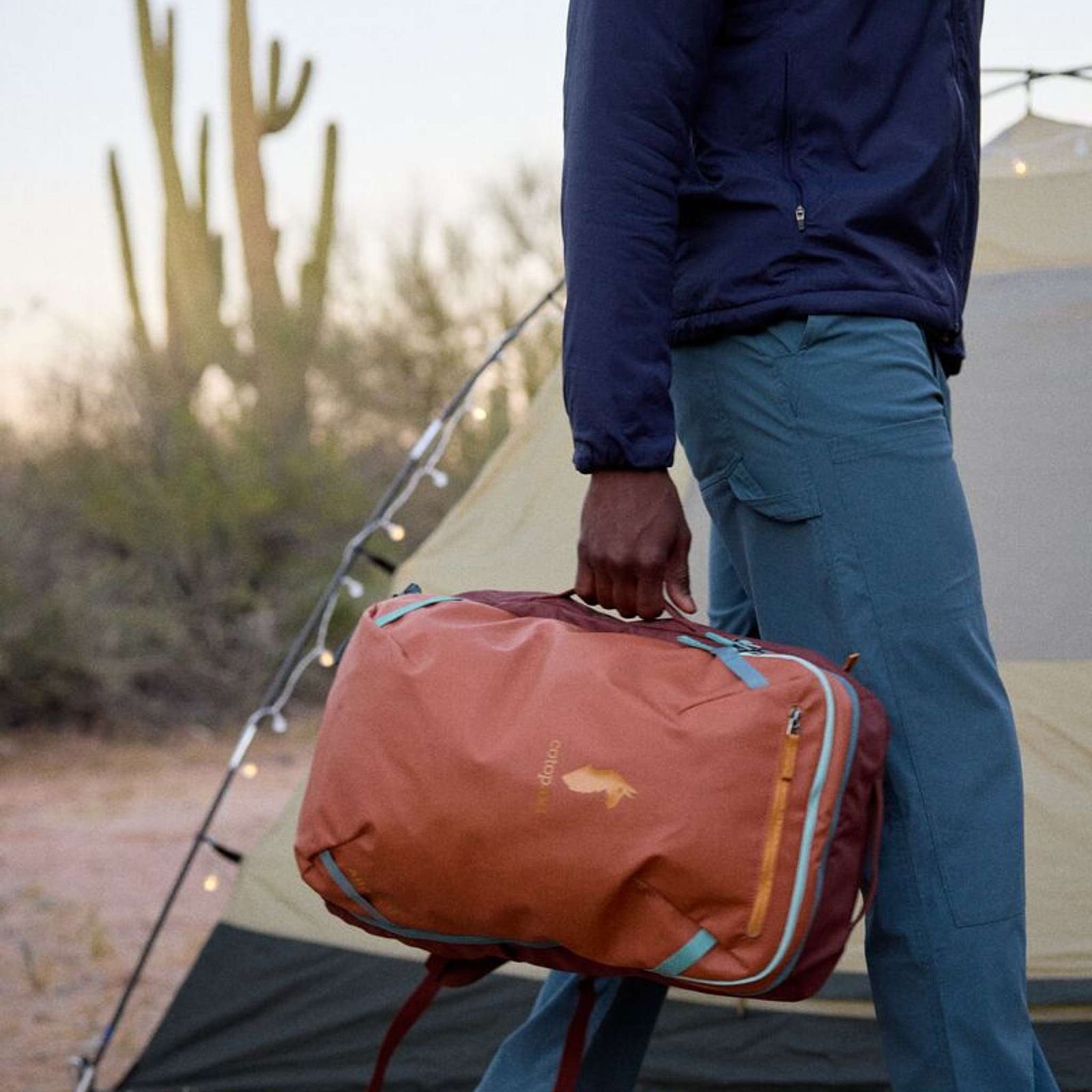 Allpa 28L Travel Pack Cotopaxi A28-S26-WSKY Backpacks 28L / Whiskey