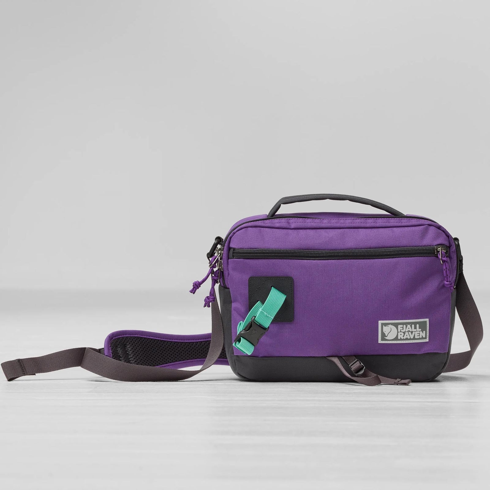 Vardag Shoulder Bag 6 Fjällräven F23200301-354-228 Crossbody Bags 6L / Poppy Pink/Khaki Dust