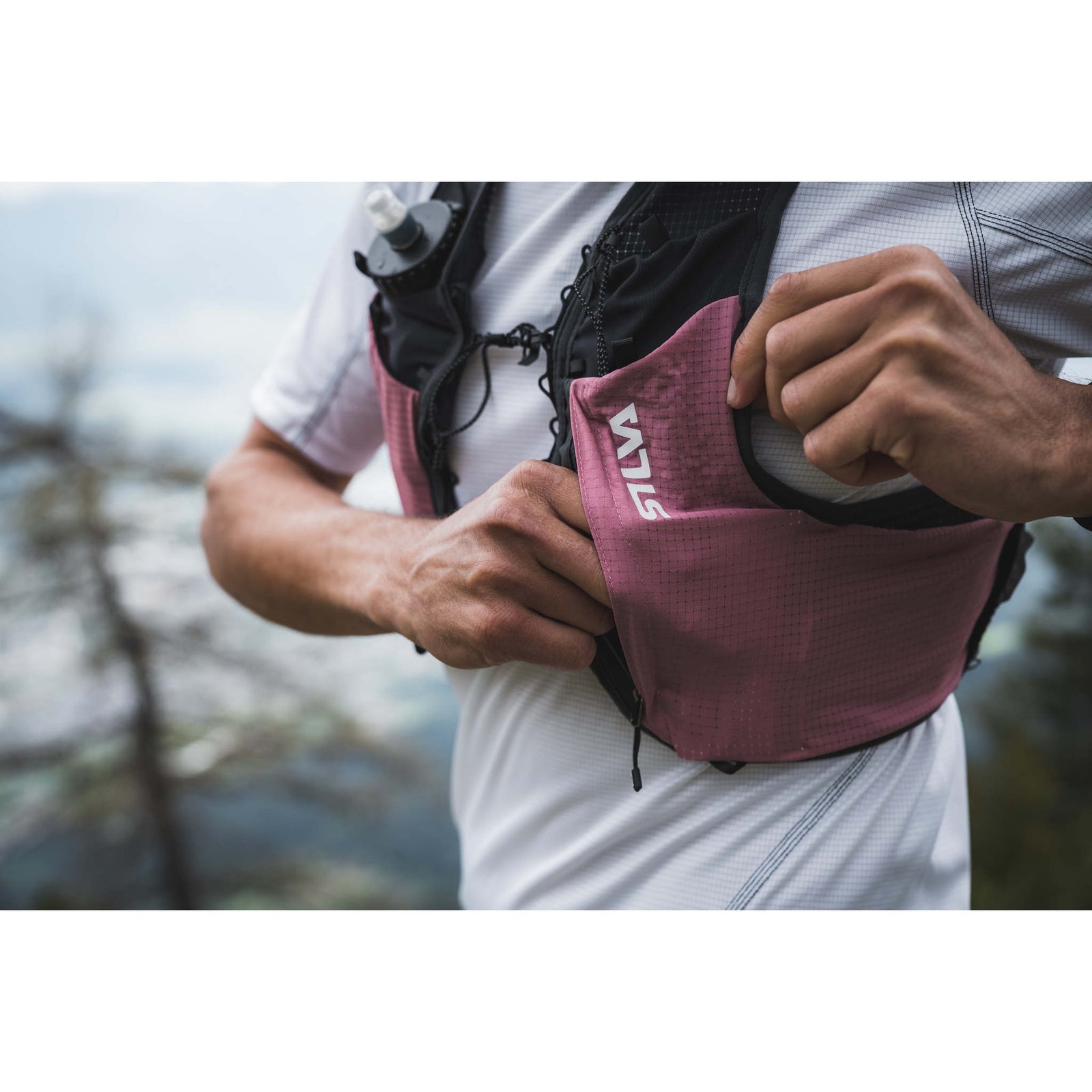 Strive Fly Vest Silva Running Vests