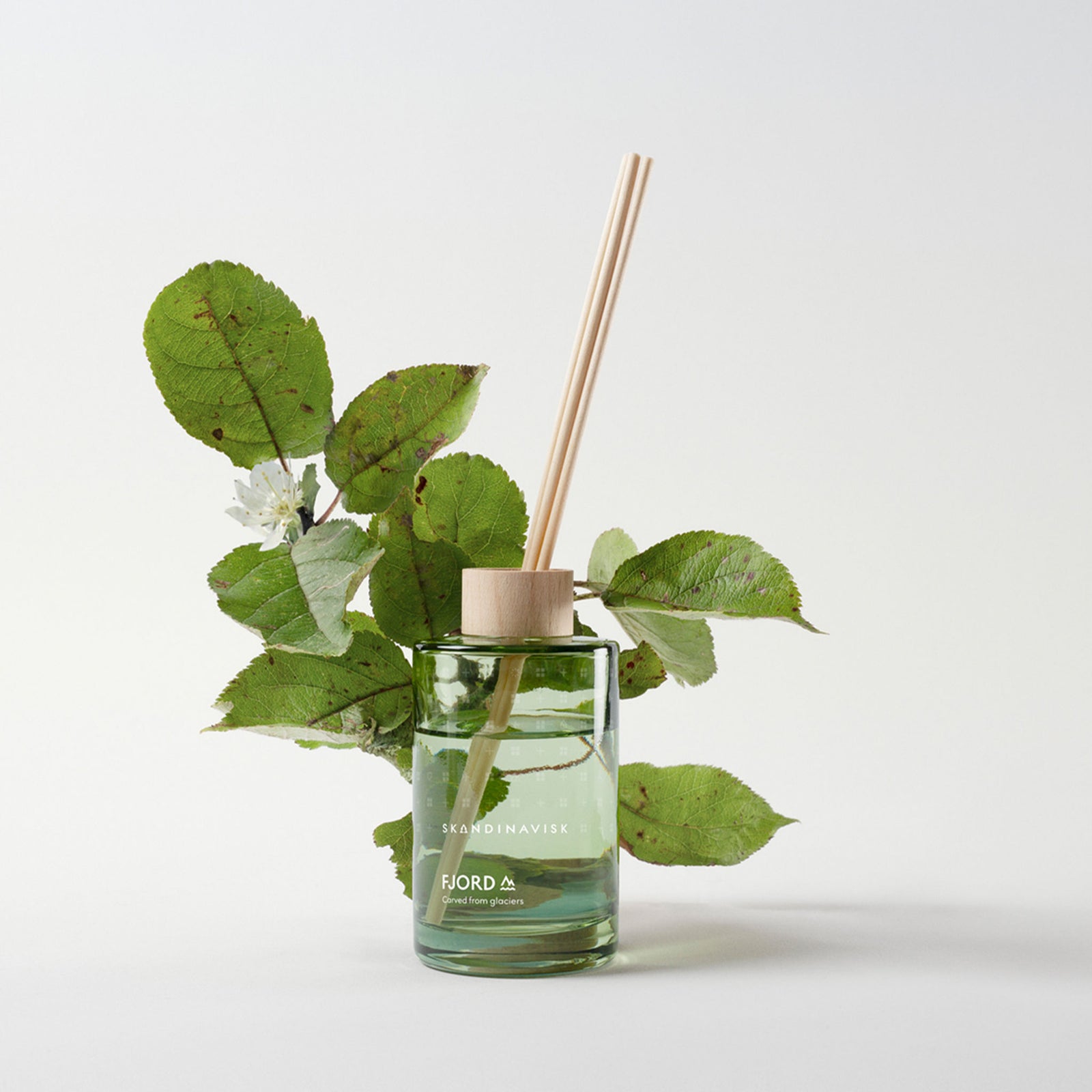 Reed Diffuser 200ml | Fjord Skandinavisk 20313 Reed Diffusers 200ml / Fjord