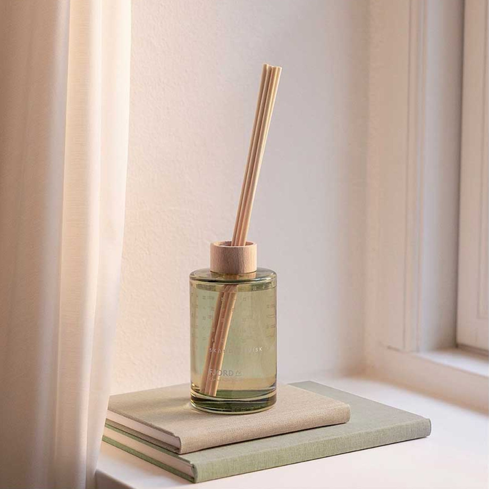 Reed Diffuser 200ml | Fjord Skandinavisk 20313 Reed Diffusers 200ml / Fjord