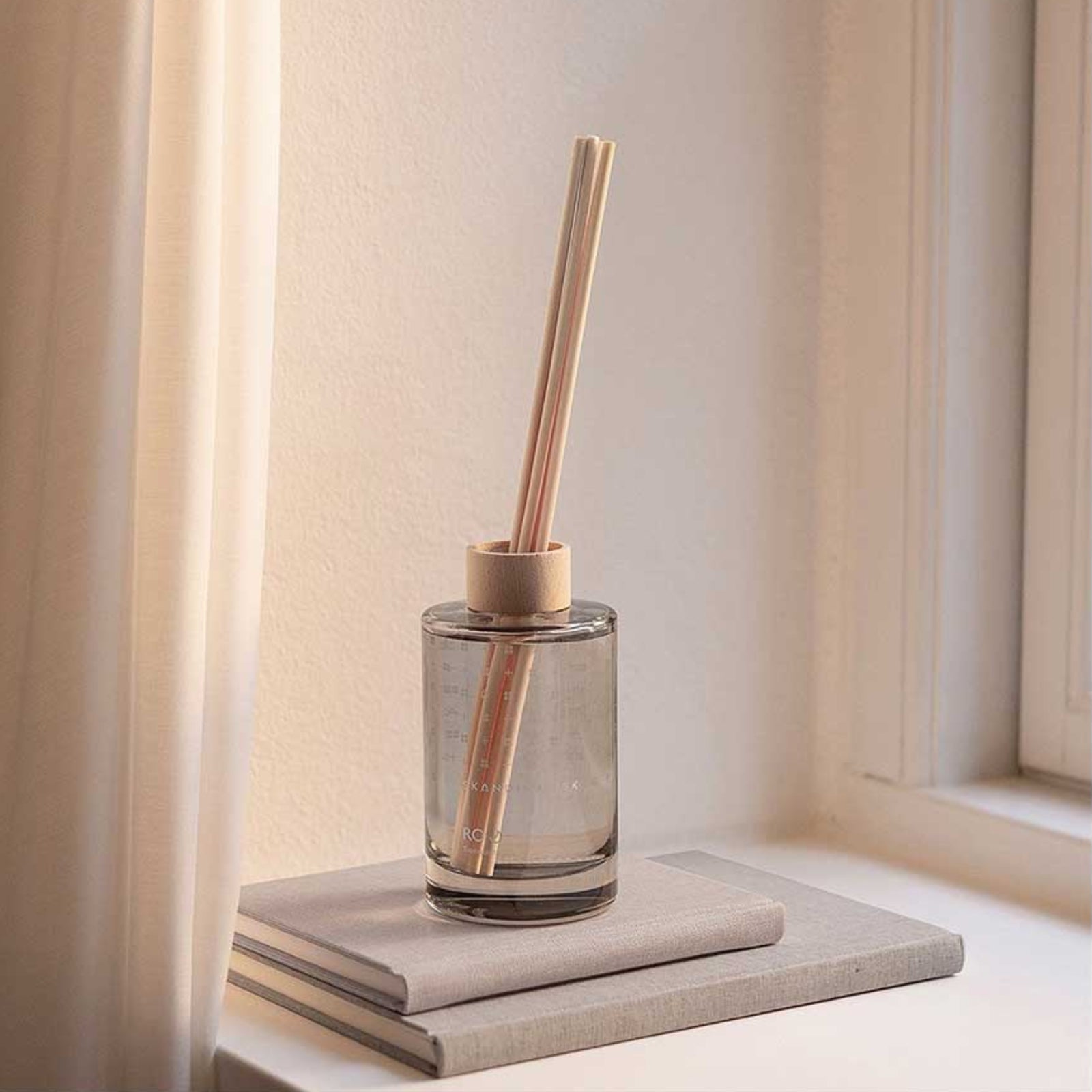 Reed Diffuser 200ml Refill | Ro Skandinavisk 20419 Reed Diffusers 200ml / Ro