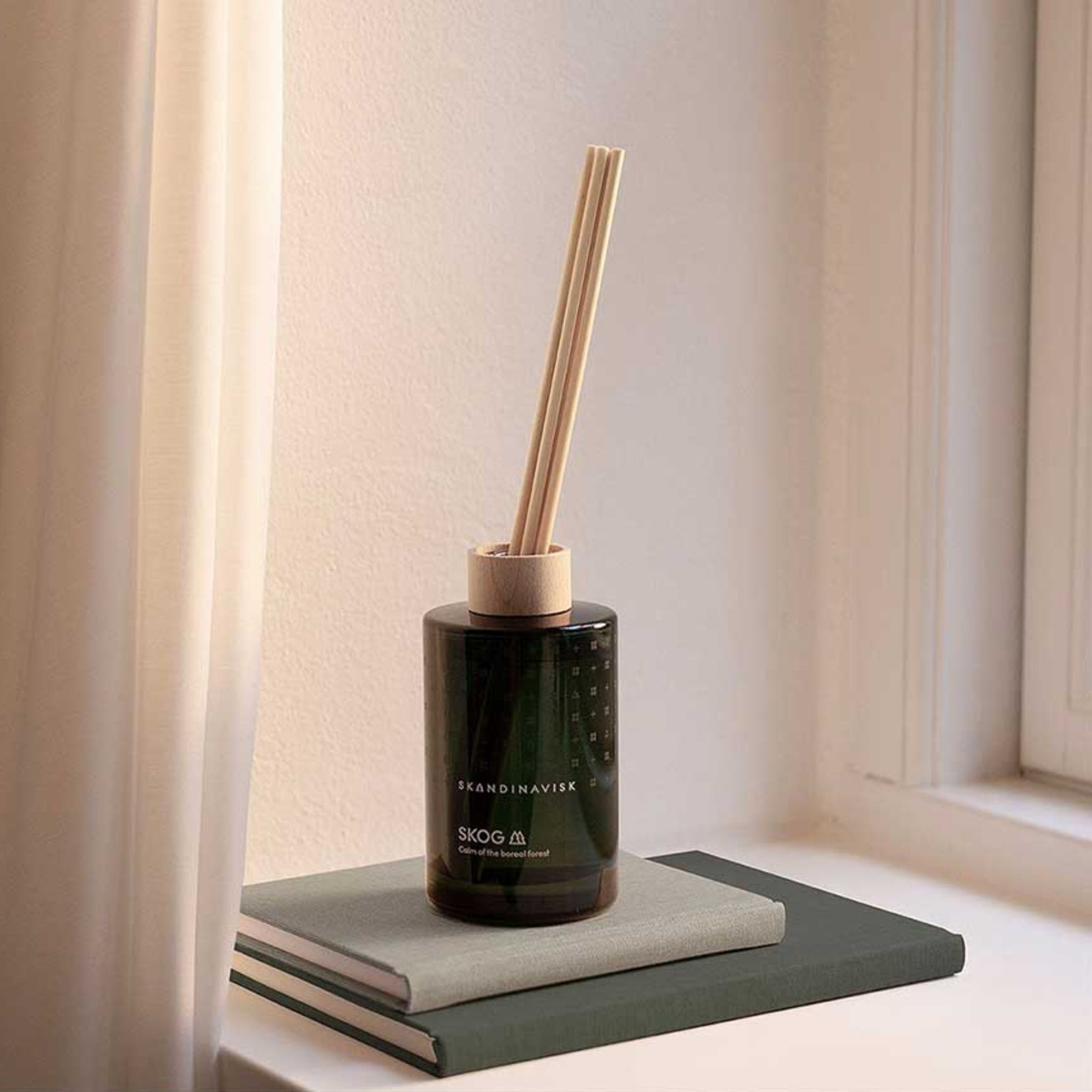 Reed Diffuser 200ml Refill | Skog Skandinavisk 20415 Reed Diffusers 200ml / Skog
