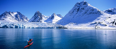 Kayak dans l'Arctique