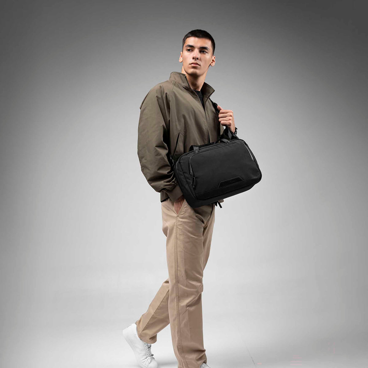 Bravo Brief | 14" Alpaka AA010910124 Briefcases 13L / Black Axoflux 400D Ripstop Nylon