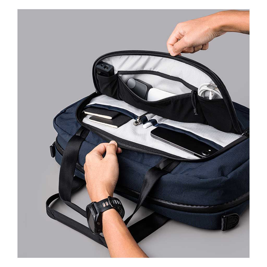 Bravo Brief Alpaka AA010820624 Briefcases 15L / Moonlight Blue | Axoflux 400D