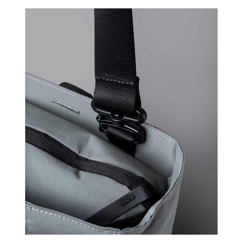 Crossbody Shoulder Strap Alpaka AC010390200 Bag Accessories One Size / Grey | Axoflux 210D