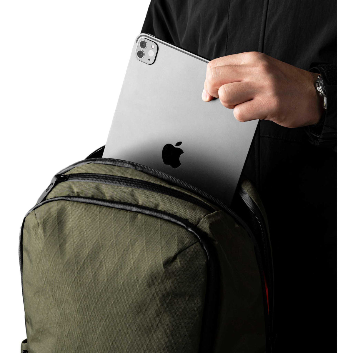 Elements Backpack Pro Alpaka AA010360507 Backpacks 26L / Olive Green | X-Pac X42