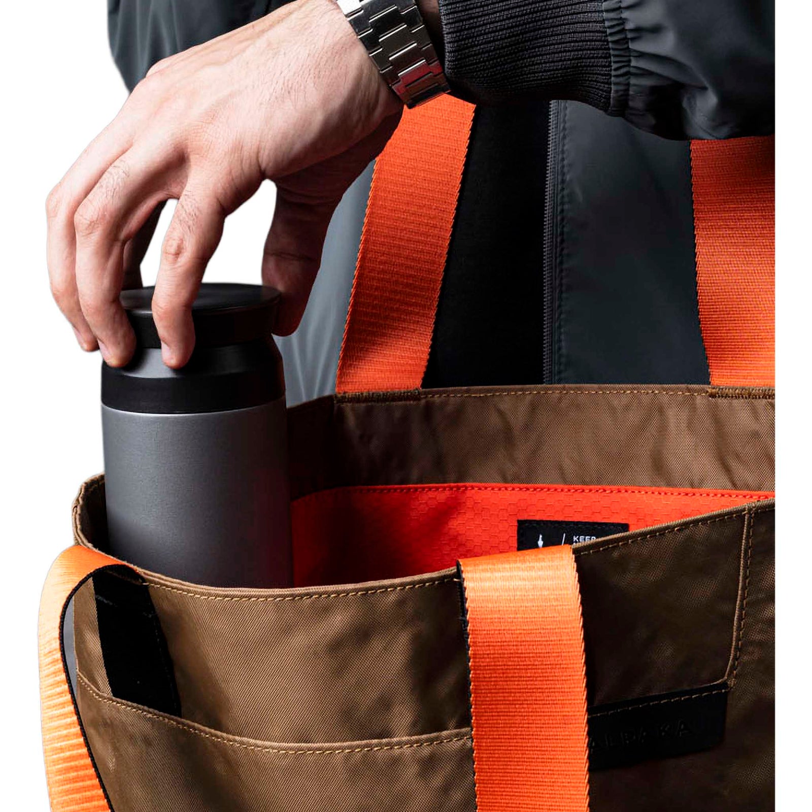 Elements Tote (M) Alpaka Tote Bags 14.5L / Coyote Brown/Orange | EPX400
