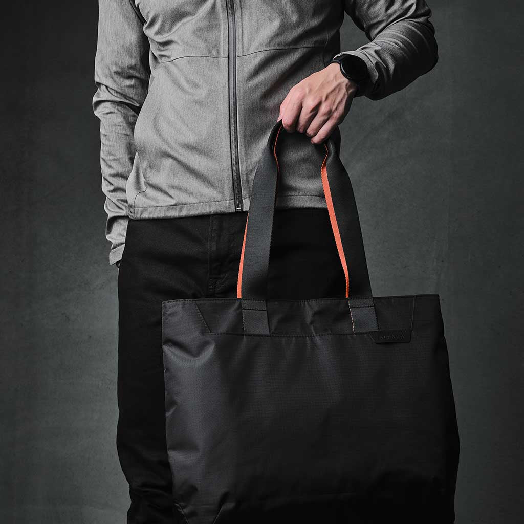 Elements Tote Alpaka AA010370110 Sling Bags 14.5L / Black | Axoflux 210D