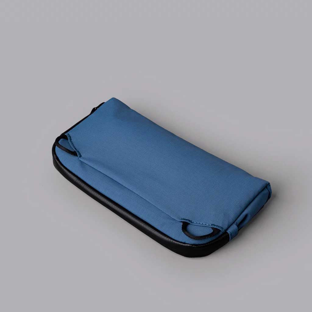 Flight Pouch Alpaka AA010510618 Pouches 300ml / Blue | Axoflux 210D
