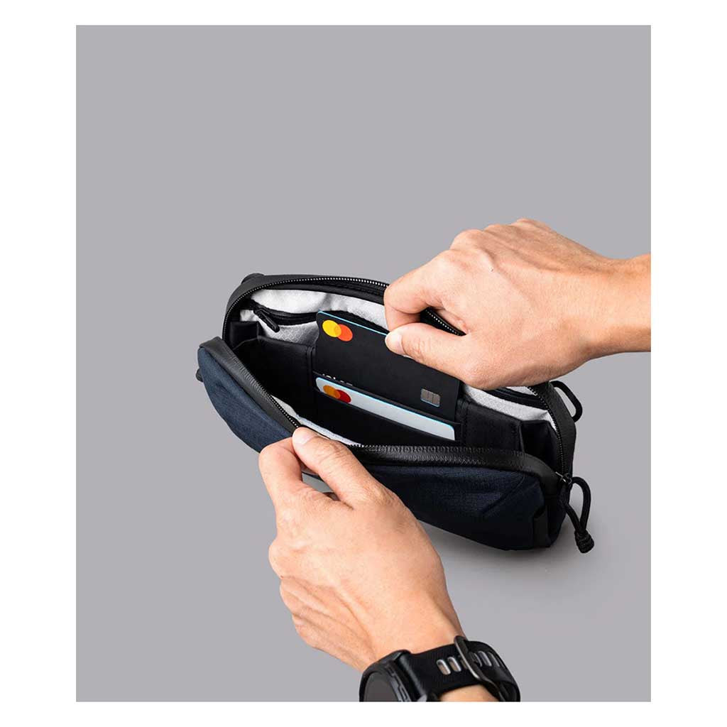Flight Pouch Pro Alpaka AA010810624 Pouches 0.7L / Moonlight Blue | Axoflux 400D