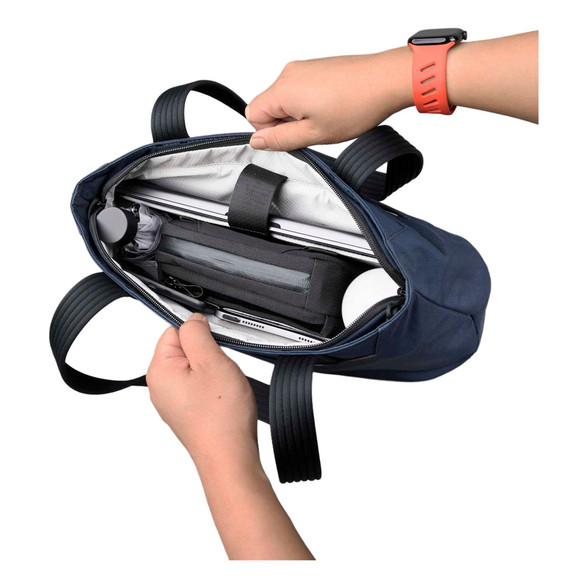 Flight Tote (S) Alpaka AD011010624 Tote Bags One Size / Moonlight Blue Axoflux 400D Ripstop Nylon