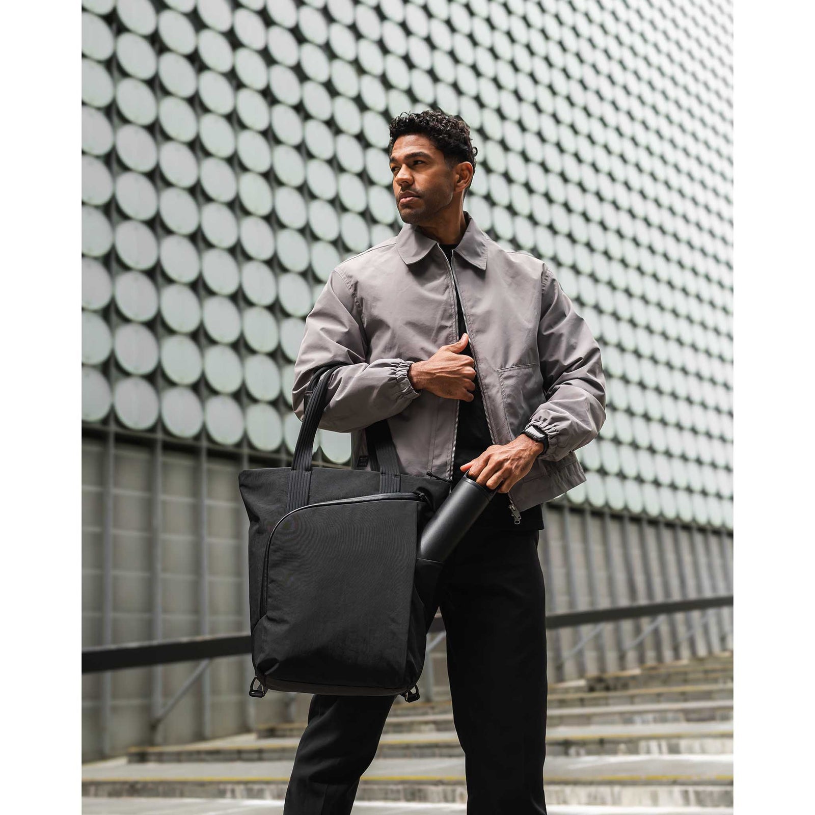 Flow Totepack Alpaka AA010850124 Tote Bags 14L / Black | Axoflux 400D Washed Nylon