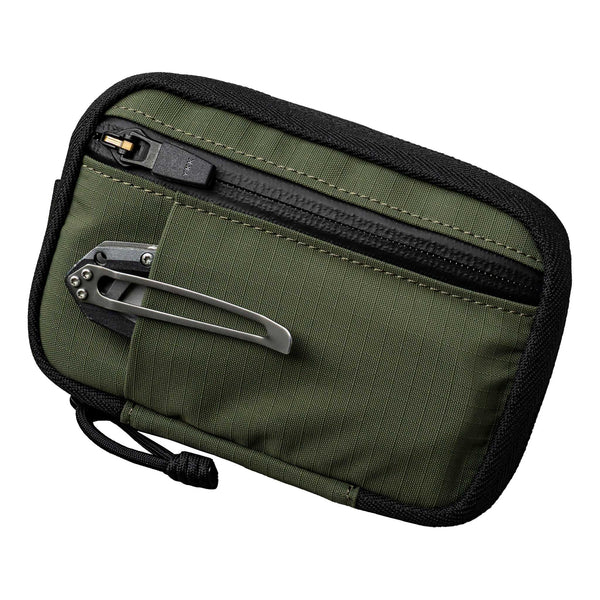 HUB Pouch V2 Alpaka AD010880518 Pouches One Size / Green | Axoflux 210D