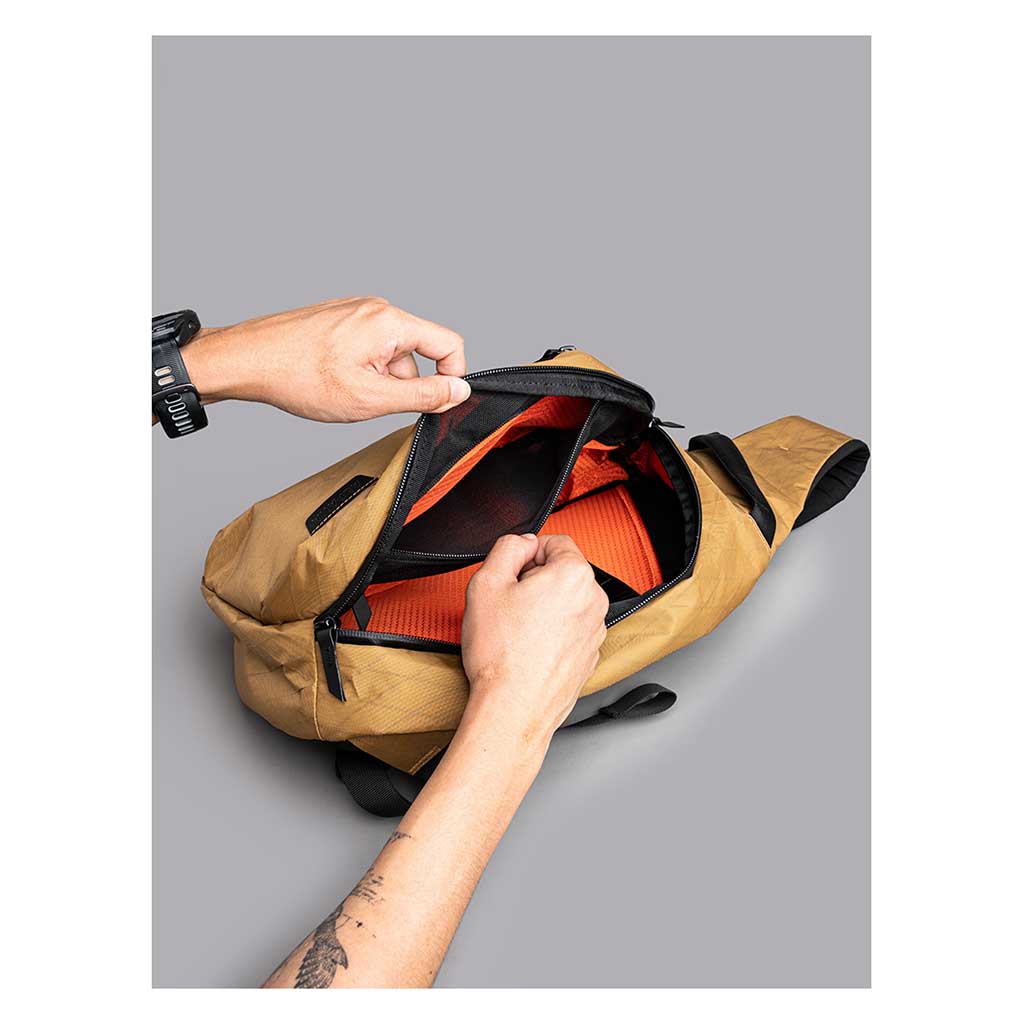 Metro Crossbody | Left Shoulder Alpaka AA010550803 Sling Bags One Size / Coyote Brown | X-Pac VX21