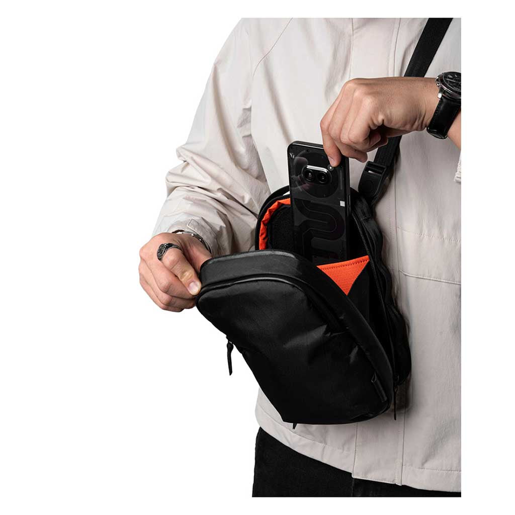 Metro Sling Max Alpaka AD010670106 Sling Bags 3L / Black | X-Pac VX42