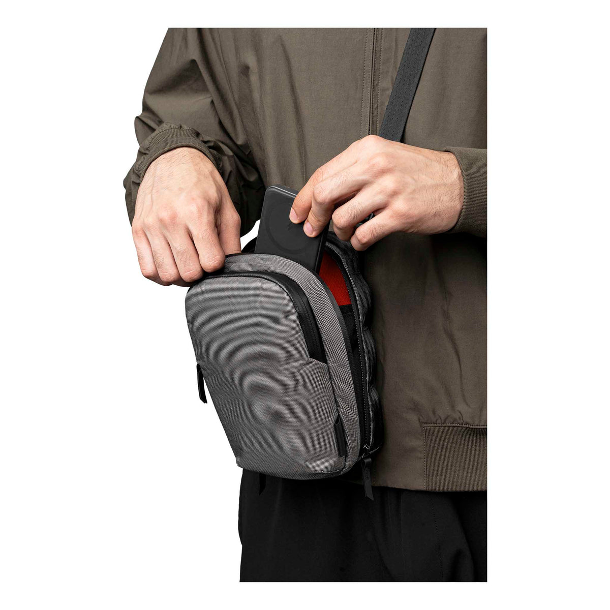 Metro Sling V2 Alpaka AD010630230 Sling Bags 2.5L / Grey Ultradyne 100D