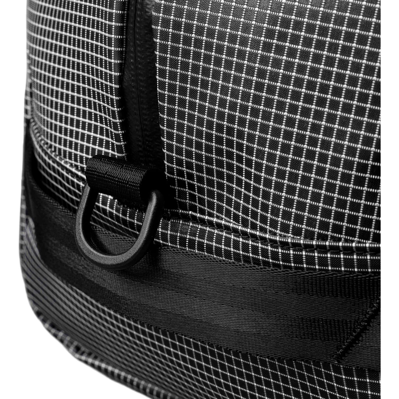 Momentum Duffle Alpaka AD010940232 Duffle Bags 35L / Axodyne Hybrid Grey