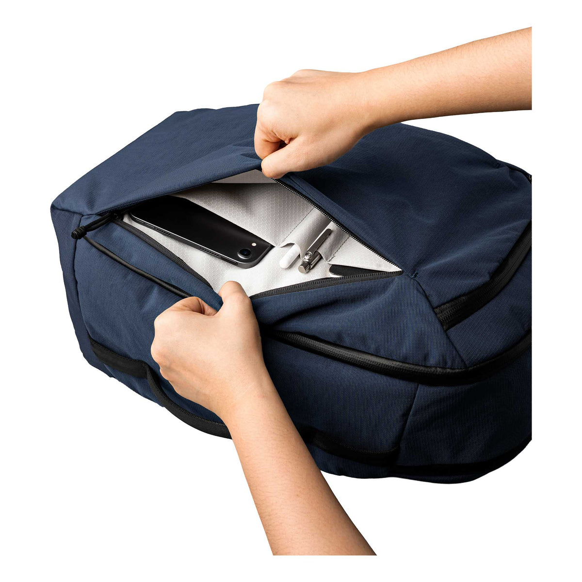 Traverse Backpack 30L Alpaka AA010860624 Backpacks 30L / Blue | Axoflux 400D