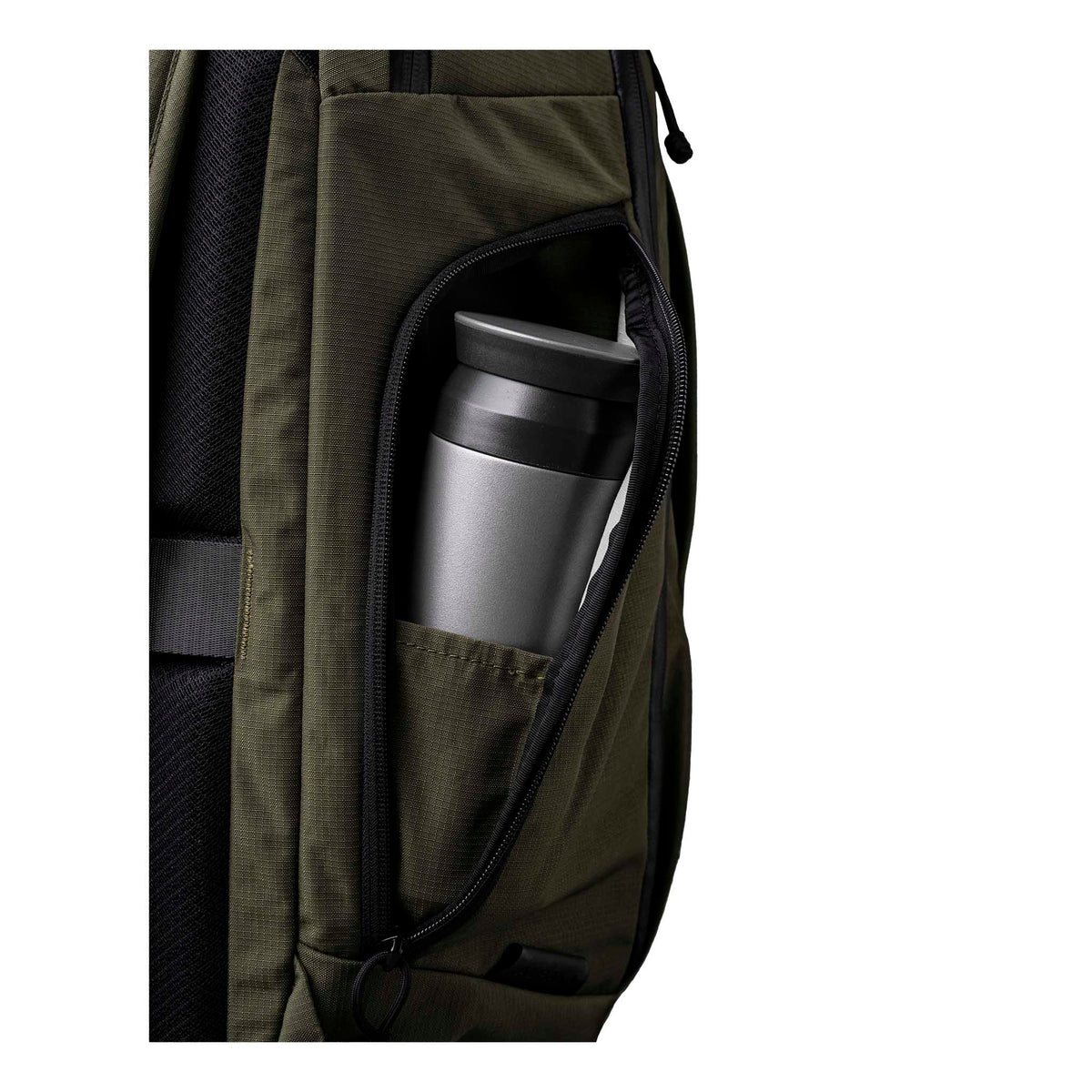 Traverse Backpack 30L Alpaka AA010860524 Backpacks 30L / Green | Axoflux 400D