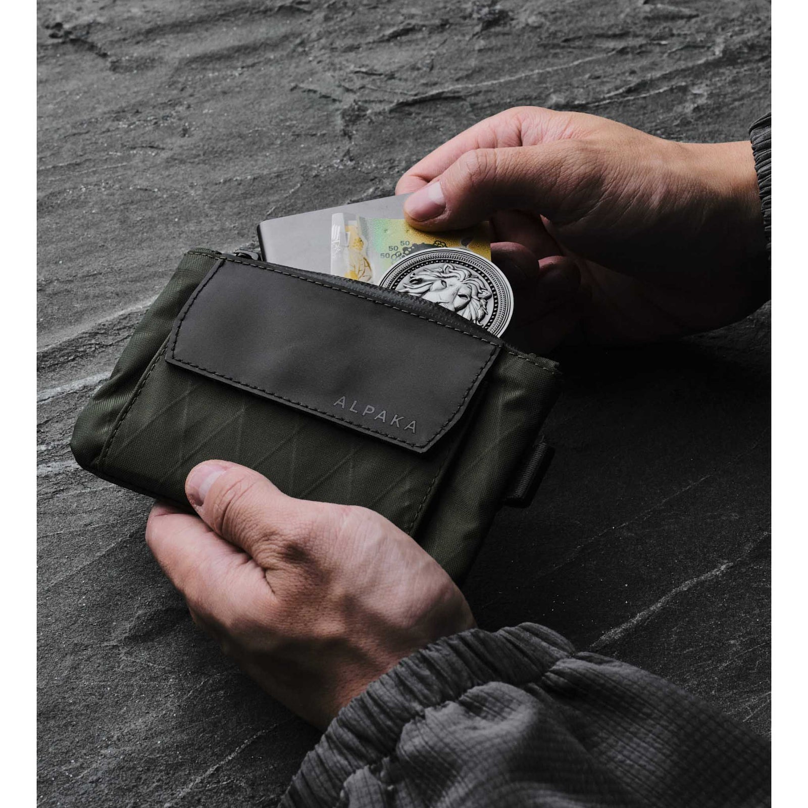 Zip Pouch Coin Alpaka AD010610503 Pouches One Size / Dark Green | X-Pac VX21