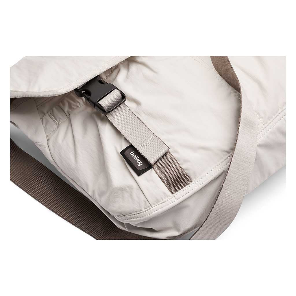 Cinch Messenger Bellroy BHMB-OAT-243 Messenger Bags 12L / Oat