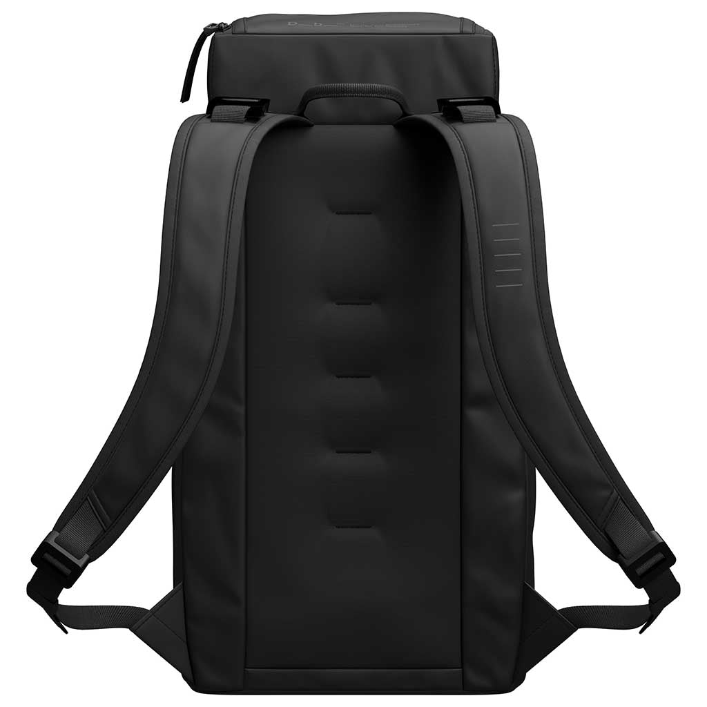 Hugger Backpack 20 Db Journey 1000174004901 Backpacks 20L / Blackout