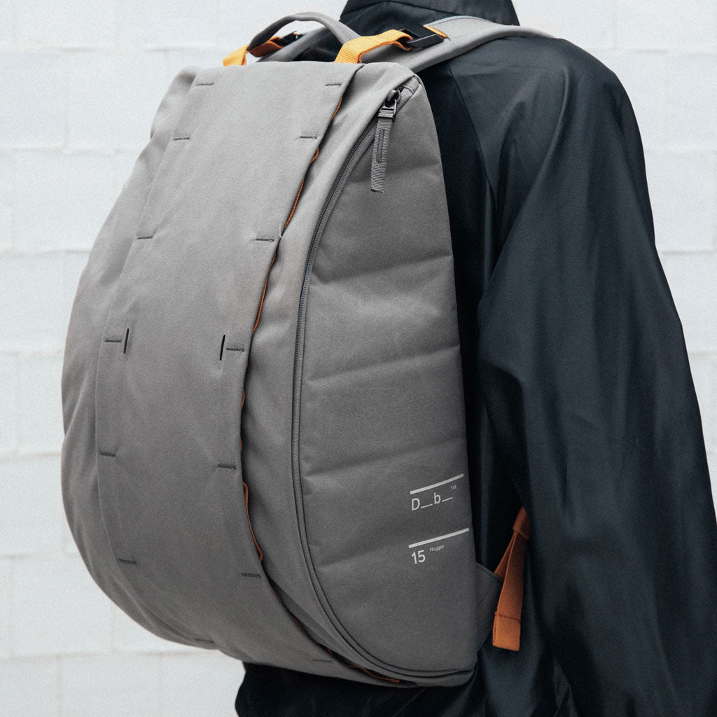 Hugger Base Backpack 15 Db Journey 1000173009001 Backpacks 15L / Sand Grey