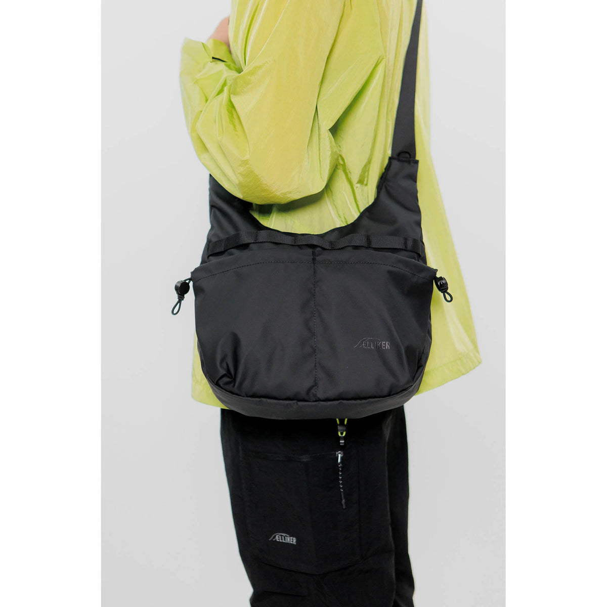 Bain Sling Bag Elliker 34063-BLACK Sling Bags 6.5L / Black