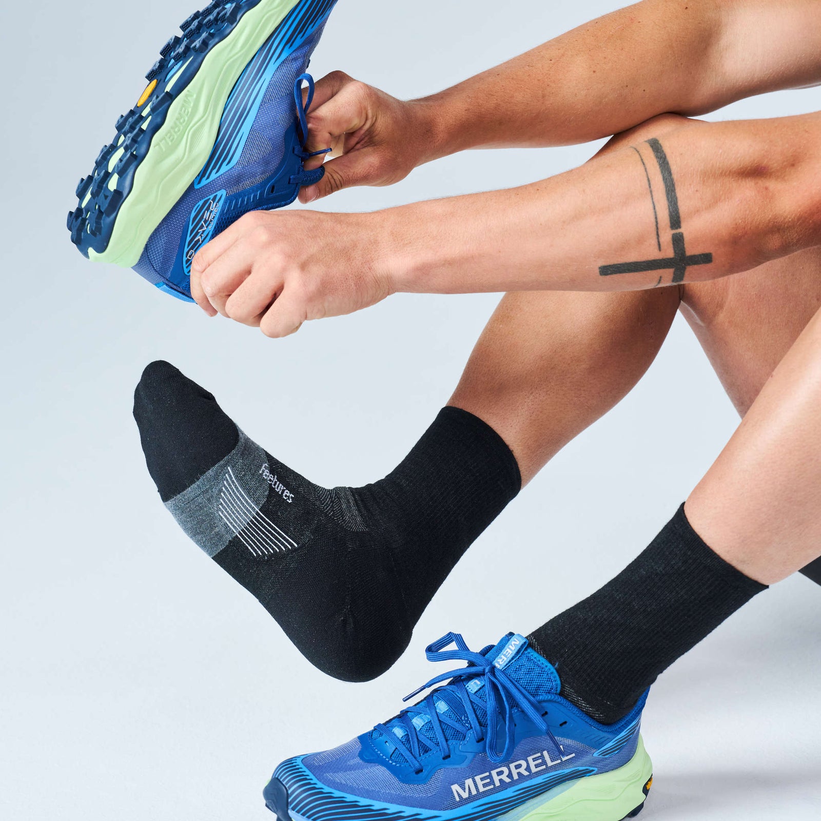 Merino 10 Max Cushion Mini Crew Feetures Unisex Socks