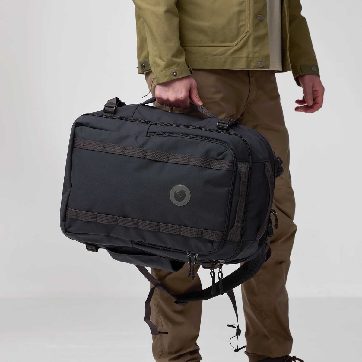 Färden Carry-On Pack Fjällräven F23200303-037 Backpacks 42L / Coal Black