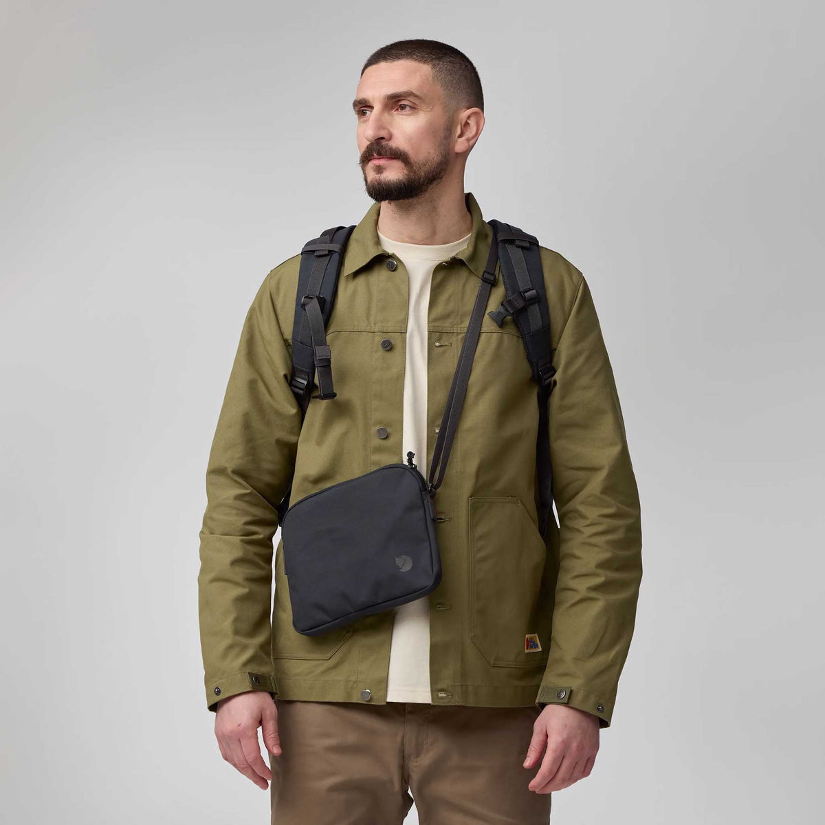 Färden Carry-On Pack Fjällräven F23200303-037 Backpacks 42L / Coal Black