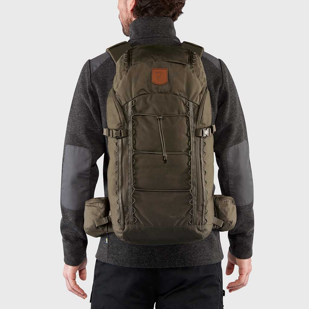Singi 28 Fjällräven F23320-221 Backpacks 28L / Clay