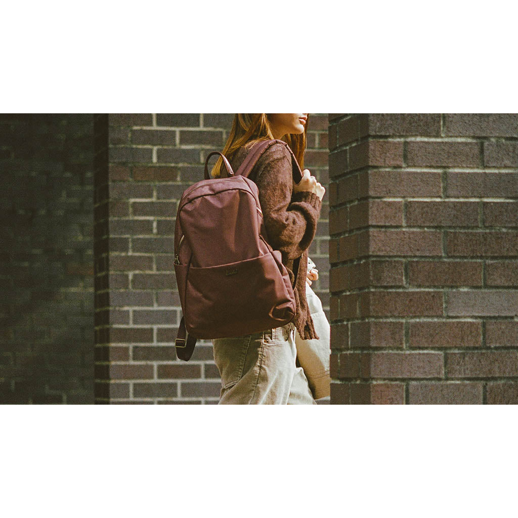Beatrix Backpack Herschel Supply Co. 11446-00001-OS Backpacks 20L / Black