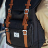 Herschel Little America Backpack Herschel Supply Co. 11390-00001-OS Backpacks 30L / Black