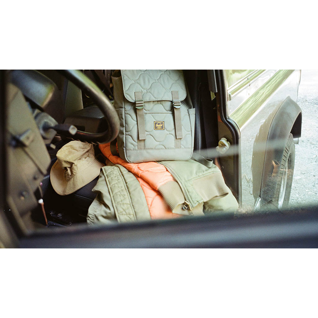 Herschel Retreat Backpack | Quilted Herschel Supply Co. 11685-00001-OS Backpacks 23L / Black
