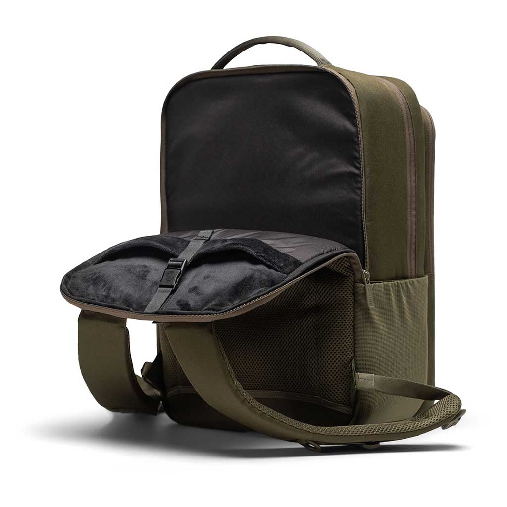 Kaslo Backpack Tech Herschel Supply Co. 11288-07070-OS Backpacks 30L / Ivy Green Tonal