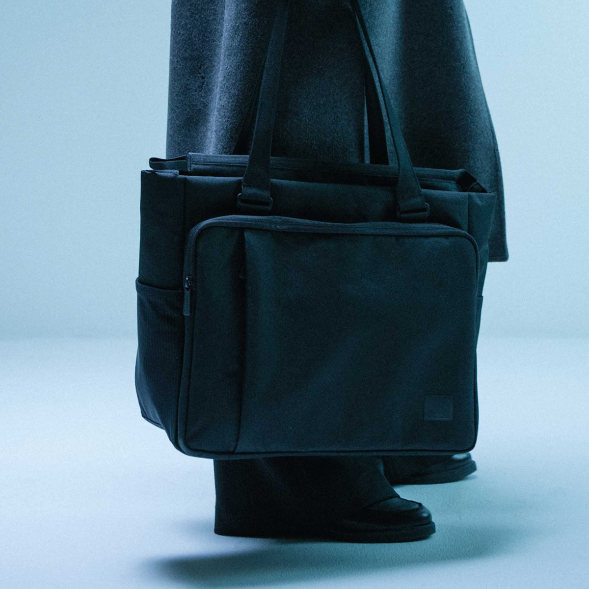 Kaslo Tote Tech Herschel Supply Co. 11655-00001-OS Tote Bags 23L / Black