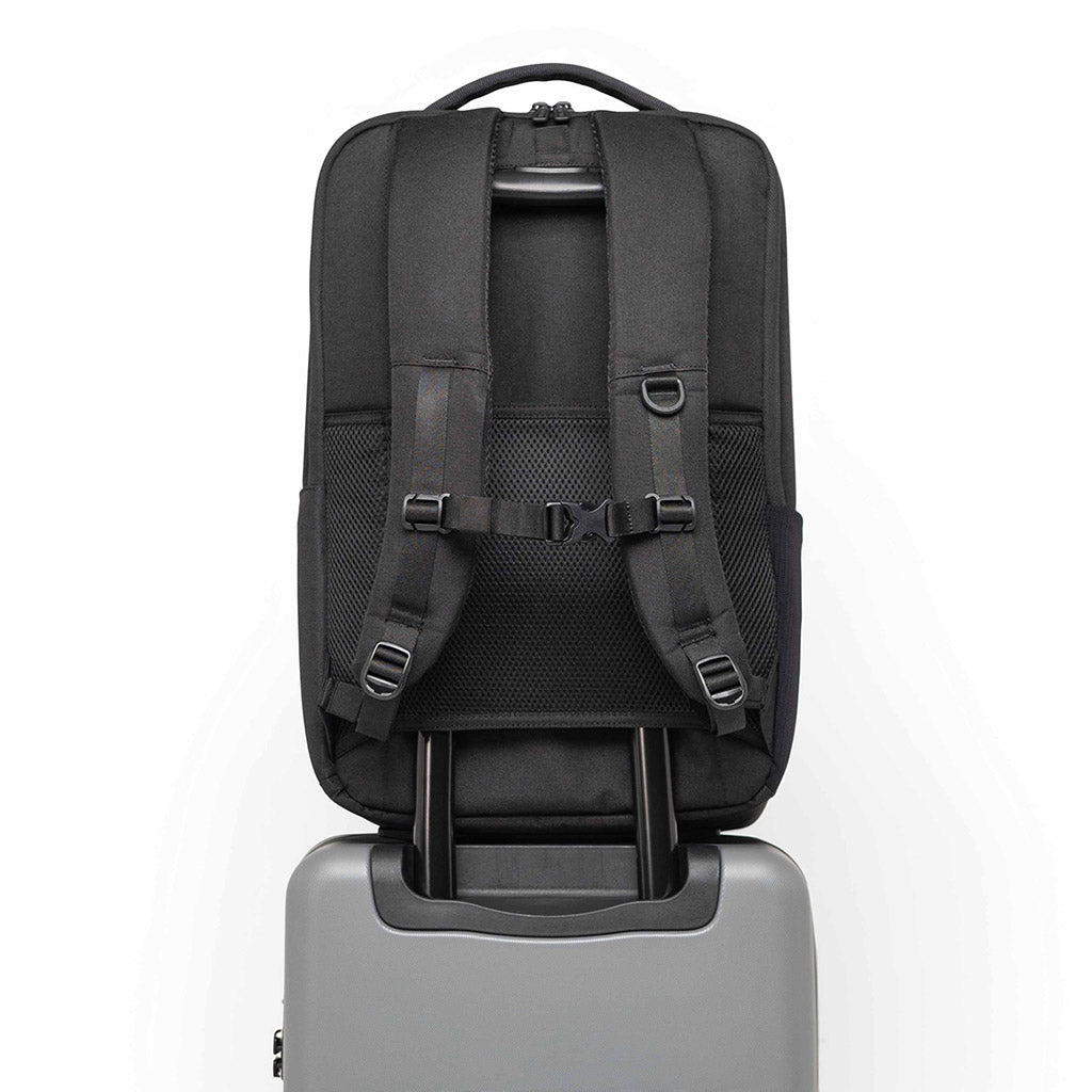 Kaslo Travel Backpack Tech Herschel Supply Co. 11656-00001-OS Backpacks 32L / Black