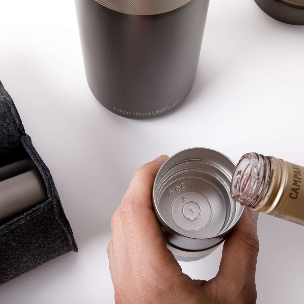 Highball Shaker High Camp Flasks 3128g Cocktail Shakers 1L / Gunmetal