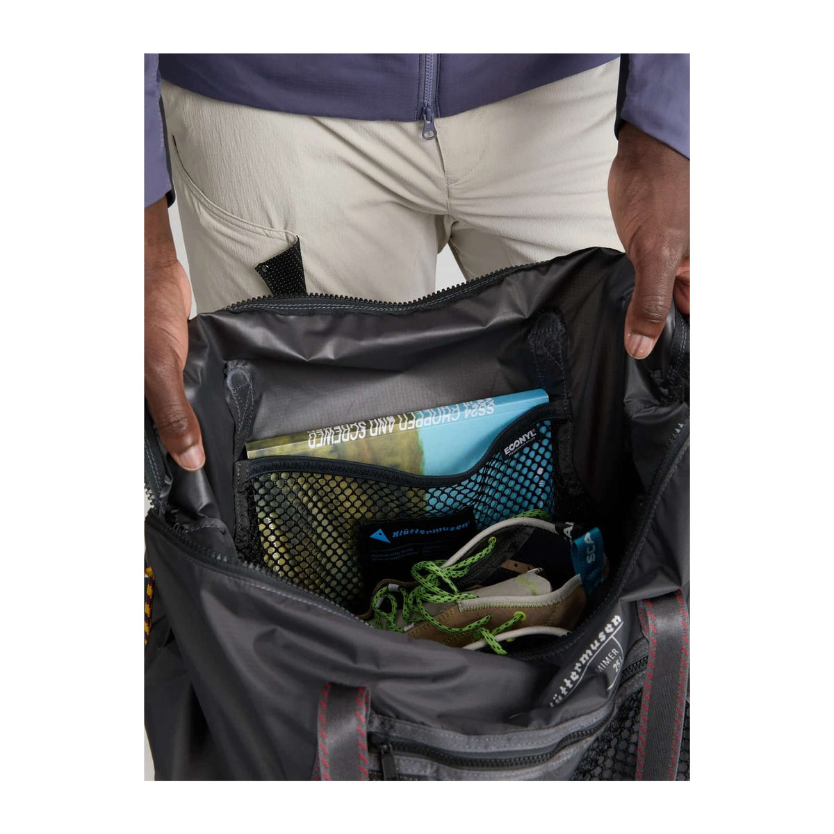 Mimer Dufflebag 25L Klättermusen 10458-961-OZ Duffle Bags 25L / Raven